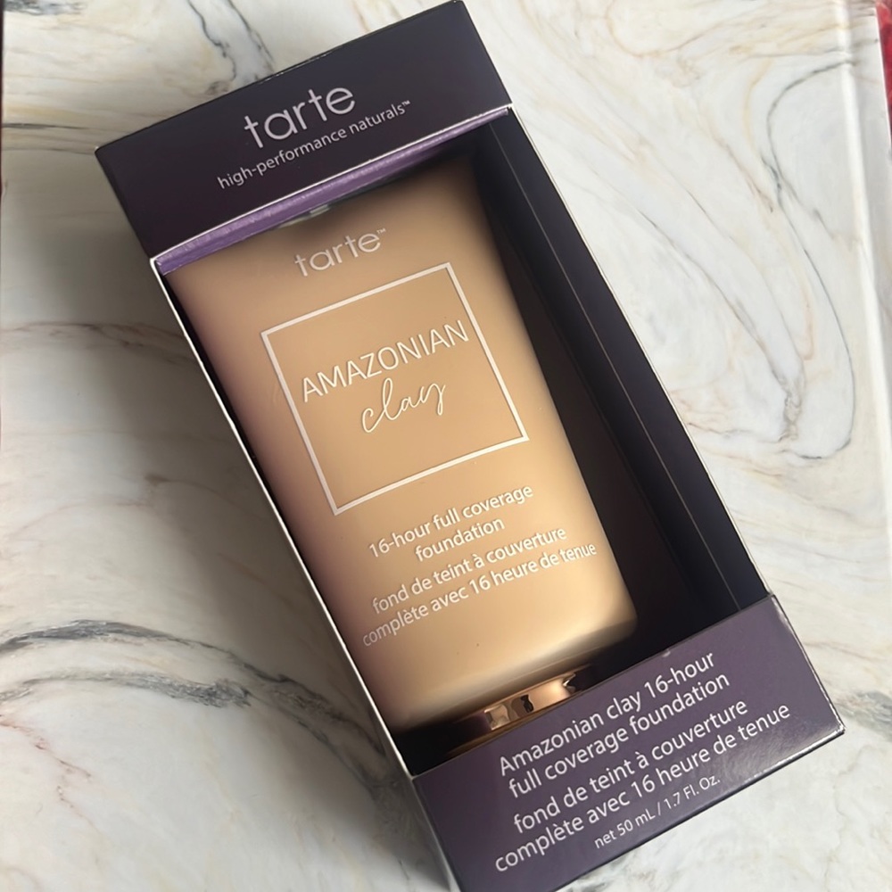 Tarte Amazonian clay foundation light med beige